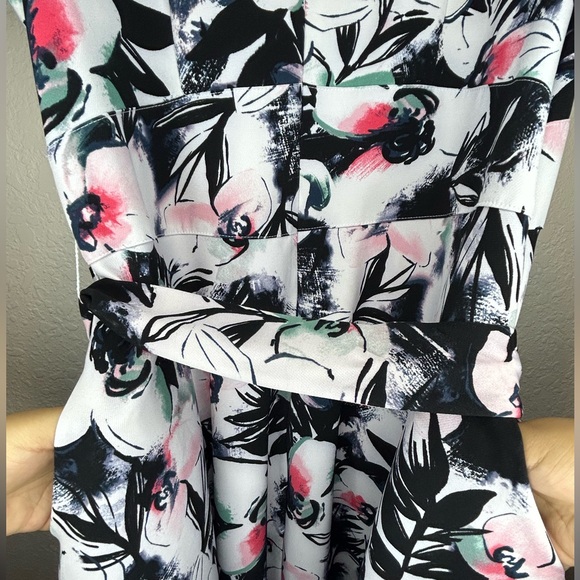 Lane Bryant Women Size 14 NWT Hi-Low Floral Multicolor Waist Tie Maxi Dress - Picture 4 of 6